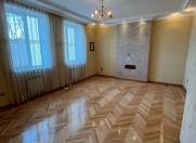 Satılır 3 otaqlı 80 m2 köhnə tikili Nəriman Nərimanov m.