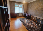 Satılır 4 otaqlı 90 m2 köhnə tikili Neapol dairəsi