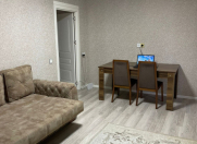 Satılır 3 otaqlı 60 m2 köhnə tikili İnşaatçılar m.