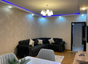 İcarəyə verilir 2 otaqlı 78 m2 köhnə tikili Gənclik m.