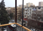 Satılır 1 otaqlı 33 m2 köhnə tikili İnşaatçılar m.