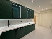 Satılır 2 otaqlı 78 m2 yeni tikili Gənclik m.