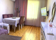 Satılır 3 otaqlı 70 m2 köhnə tikili Əhmədli m.