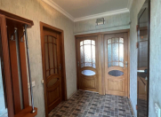 Satılır 3 otaqlı 65 m2 köhnə tikili Yasamal r.