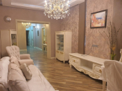 Satılır 4 otaqlı 135 m2 yeni tikili Xırdalan