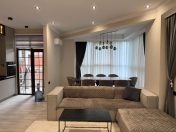 Satılır 3 otaqlı 100 m2 yeni tikili 28 May m.