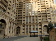 Satılır 2 otaqlı 65 m2 yeni tikili İçəri Şəhər m.