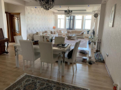 Satılır 3 otaqlı 135 m2 yeni tikili Nizami m.