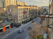 Satılır 3 otaqlı 85 m2 köhnə tikili Qara Qarayev m.