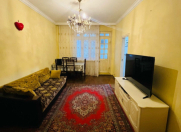 Satılır 2 otaqlı 56 m2 köhnə tikili Memar Əcəmi m.