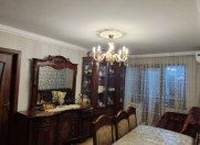 Satılır 3 otaqlı 62 m2 köhnə tikili Xalqlar Dostluğu m.