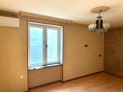 Satılır 1 otaqlı 42 m2 köhnə tikili Qara Qarayev m.