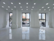 İcarəyə verilir 3 otaqlı 200 m2 ofis Şah İsmayıl Xətai m.