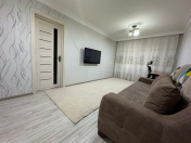 Satılır 2 otaqlı 55 m2 köhnə tikili Şah İsmayıl Xətai m.