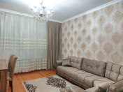 Satılır 3 otaqlı 90 m2 köhnə tikili Azadlıq prospekti m.