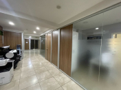 İcarəyə verilir 35 otaqlı 1640 m2 ofis Elmlər Akademiyası m.