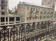 Satılır 3 otaqlı 94 m2 köhnə tikili Nəriman Nərimanov m.