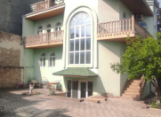 Satılır 8 otaqlı 400 m2 villa Badamdar