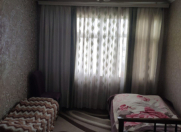 Satılır 3 otaqlı 75 m2 köhnə tikili Memar Əcəmi m.