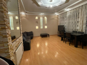 İcarəyə verilir 2 otaqlı 100 m2 yeni tikili 8 Noyabr m.