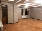 Satılır 3 otaqlı 131 m2 köhnə tikili Badamdar