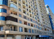 Satılır 1 otaqlı 60 m2 obyekt Bakı