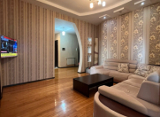 Satılır 3 otaqlı 130 m2 yeni tikili Qara Qarayev m.