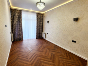 Satılır 2 otaqlı 90.6 m2 yeni tikili 28 May m.