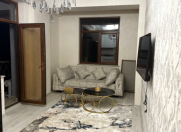 Satılır 3 otaqlı 100 m2 yeni tikili İnşaatçılar m.