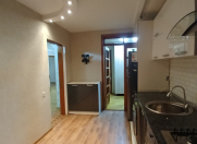 Satılır 2 otaqlı 70 m2 köhnə tikili Bakıxanov