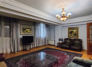 İcarəyə verilir 2 otaqlı 90 m2 köhnə tikili 28 May m.