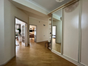 Satılır 4 otaqlı 165 m2 yeni tikili 6-cı parallel