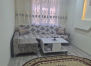 İcarəyə verilir 2 otaqlı 60 m2 köhnə tikili Nizami r.