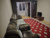 İcarəyə verilir 3 otaqlı 65 m2 köhnə tikili Həzi Aslanov m.