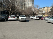 Satılır 2 otaqlı 42 m2 köhnə tikili Elmlər Akademiyası m.