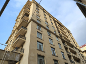 Satılır 3 otaqlı 150 m2 yeni tikili Gənclik m.