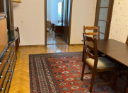 Satılır 3 otaqlı 70 m2 köhnə tikili Nizami r.