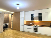 Satılır 2 otaqlı 60 m2 köhnə tikili Gənclik m.