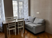 İcarəyə verilir 2 otaqlı 45 m2 köhnə tikili Sahil m.