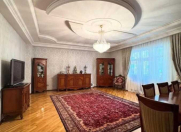 Satılır 4 otaqlı 200 m2 yeni tikili Gənclik m.