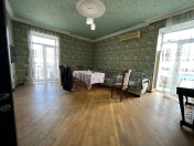 Satılır 3 otaqlı 76 m2 köhnə tikili Nəriman Nərimanov m.