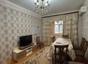 Satılır 2 otaqlı 60 m2 köhnə tikili Əhmədli m.