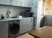 Satılır 3 otaqlı 85 m2 köhnə tikili Əhmədli m.