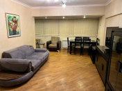 İcarəyə verilir 3 otaqlı 80 m2 köhnə tikili Elmlər Akademiyası m.