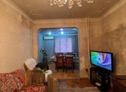 Satılır 3 otaqlı 90 m2 köhnə tikili 7 mkr