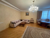 Satılır 3 otaqlı 120 m2 yeni tikili İnşaatçılar m.