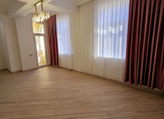 Satılır 3 otaqlı 80 m2 yeni tikili Xırdalan