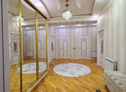 Satılır 3 otaqlı 160 m2 yeni tikili Xırdalan