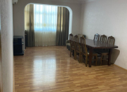 Satılır 3 otaqlı 85 m2 köhnə tikili Binəqədi r.