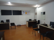 İcarəyə verilir 1 otaqlı 45 m2 ofis Şah İsmayıl Xətai m.